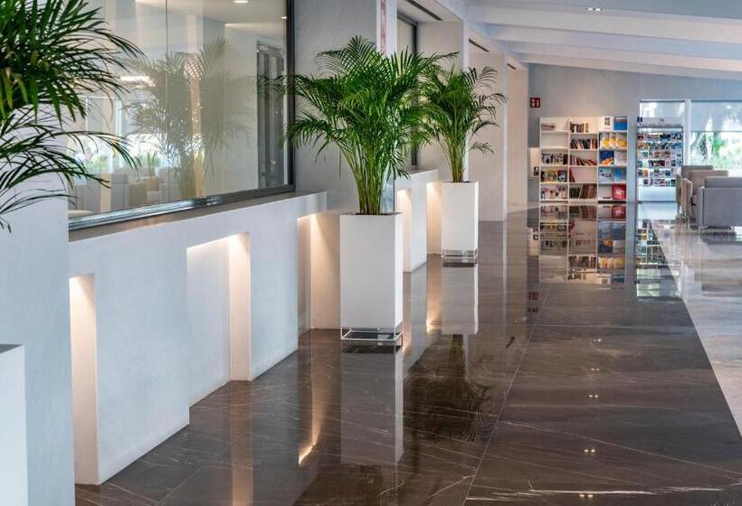 هتل Olympus Palace