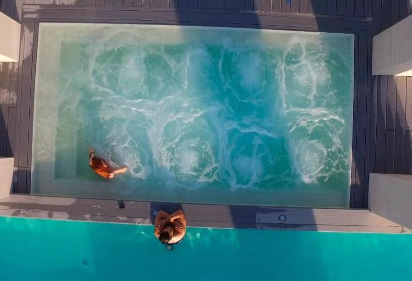 هتل Olympus Palace