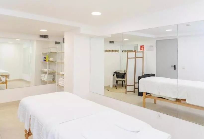 Отель Olympus Palace