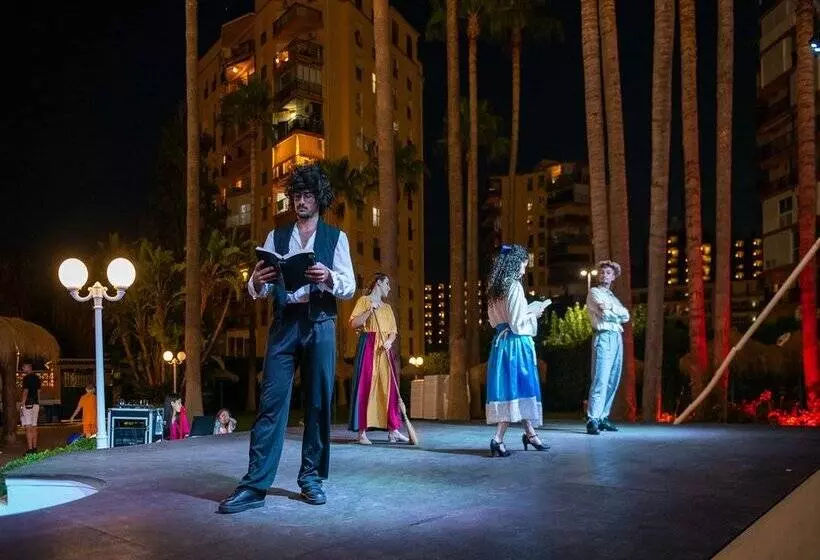 호텔 Parasol by Dorobe