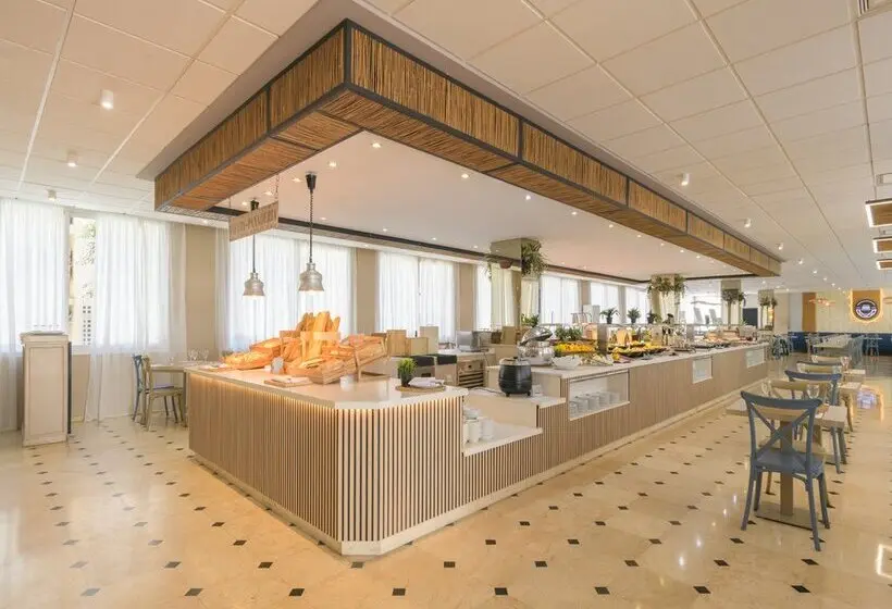 Hotel Parasol by Dorobe