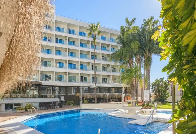 Hotel Parasol by Dorobe