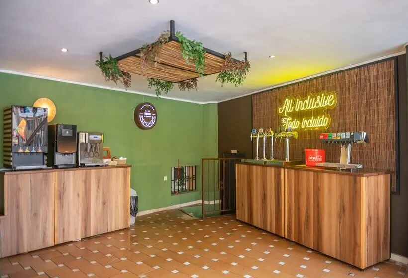 Hotel Parasol by Dorobe