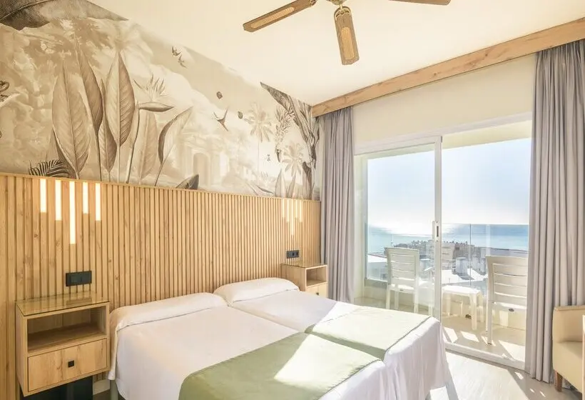 Hotel Parasol by Dorobe