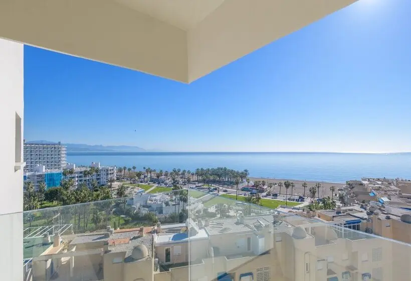 Hotel Parasol by Dorobe