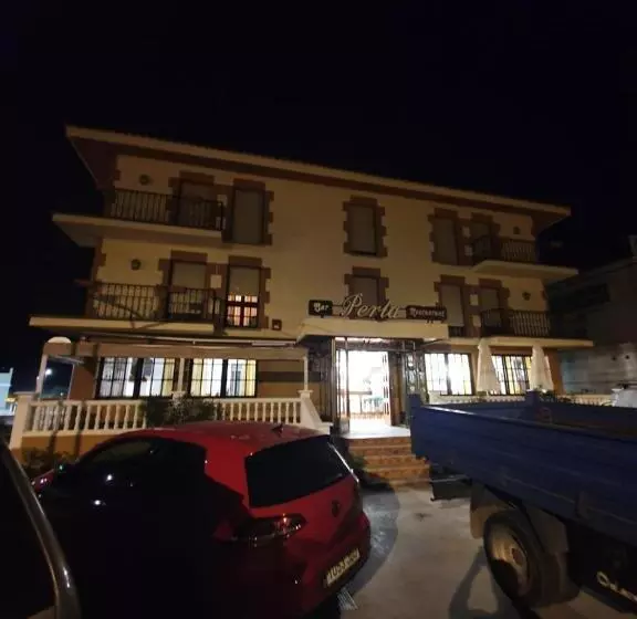 ホテル Perla