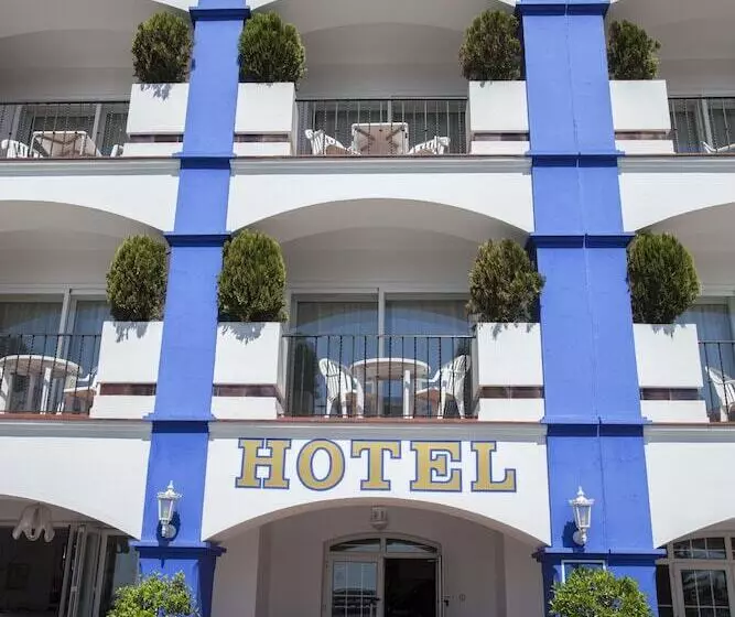 Отель Piedra Paloma