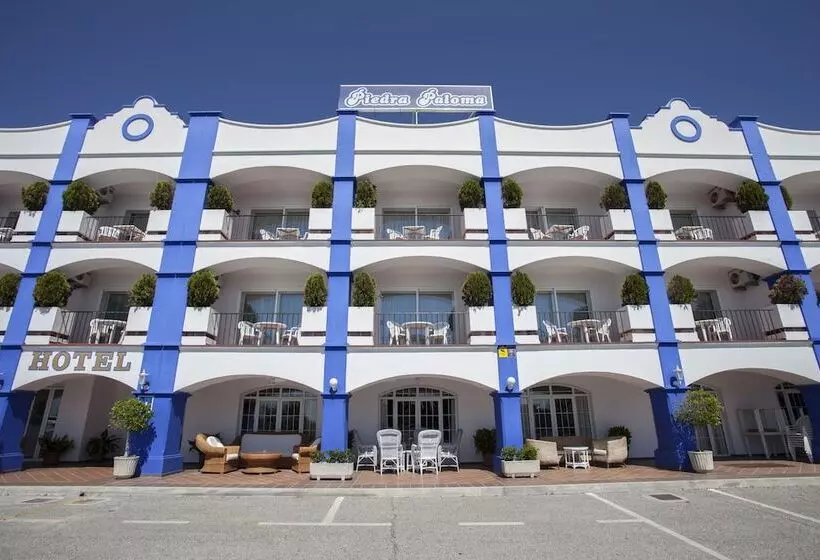 Отель Piedra Paloma