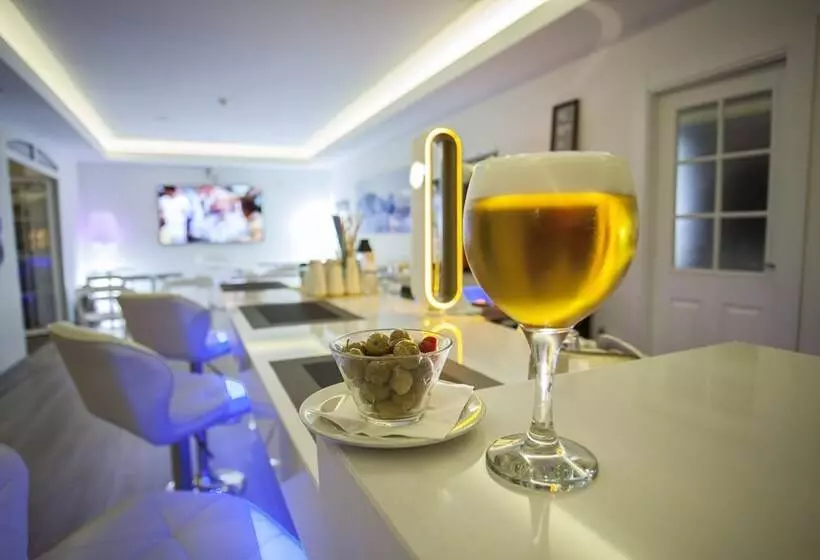 Отель Piedra Paloma