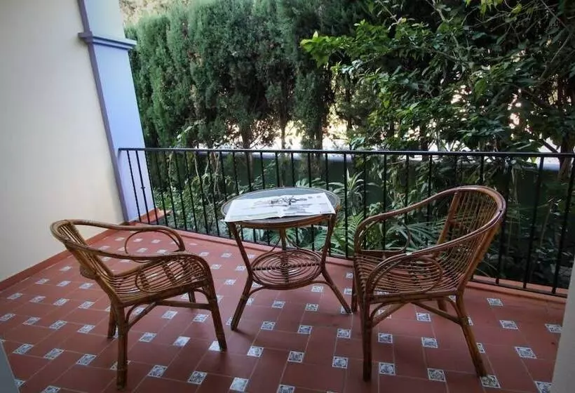 Отель Piedra Paloma