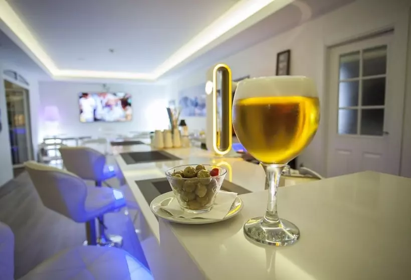 Отель Piedra Paloma