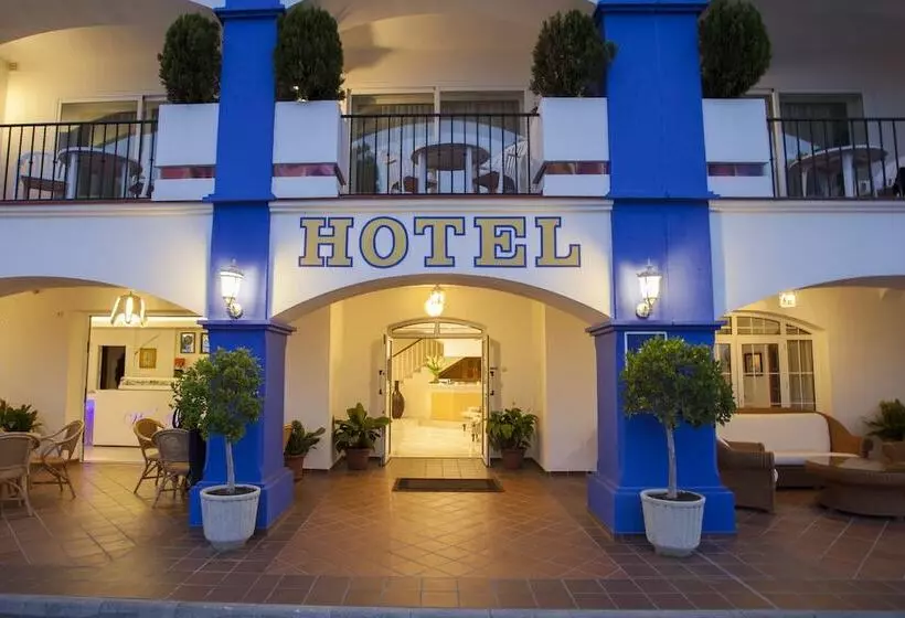 Отель Piedra Paloma