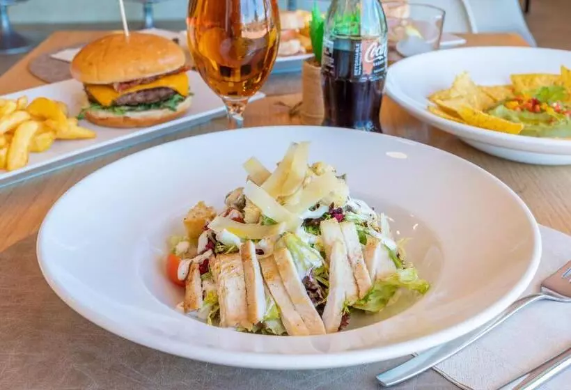 Otel Port Azafata Valencia