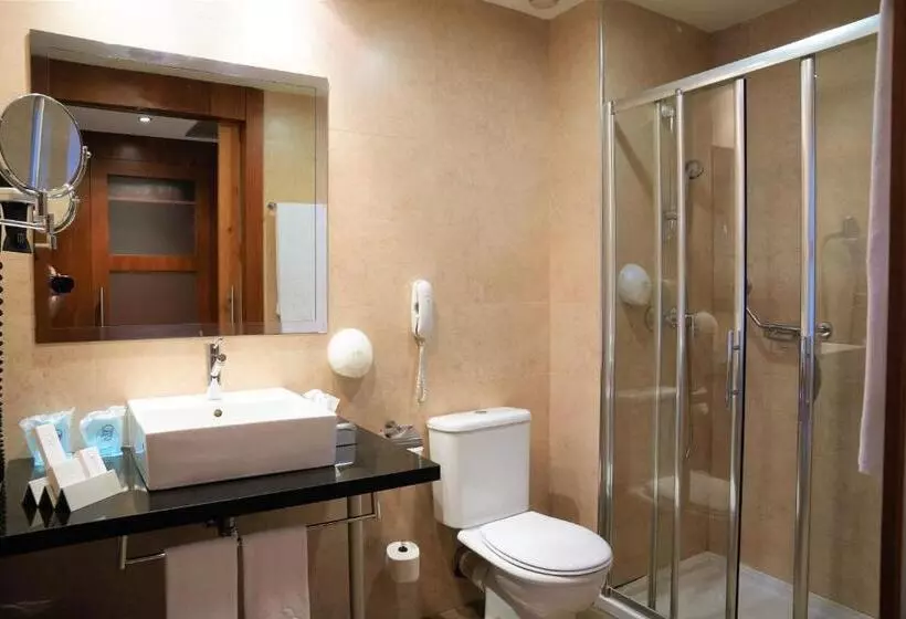 Otel Port Azafata Valencia