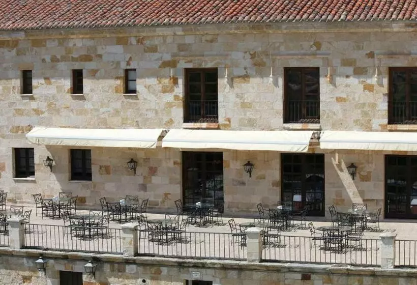 Parador De Zamora