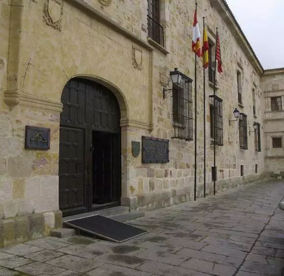 Parador De Zamora