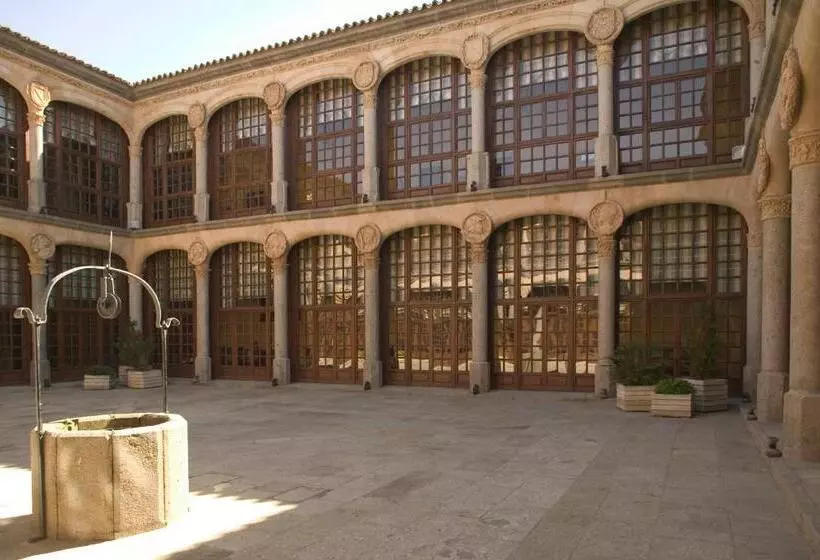Parador De Zamora