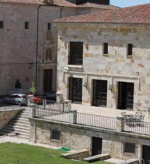 Parador De Zamora