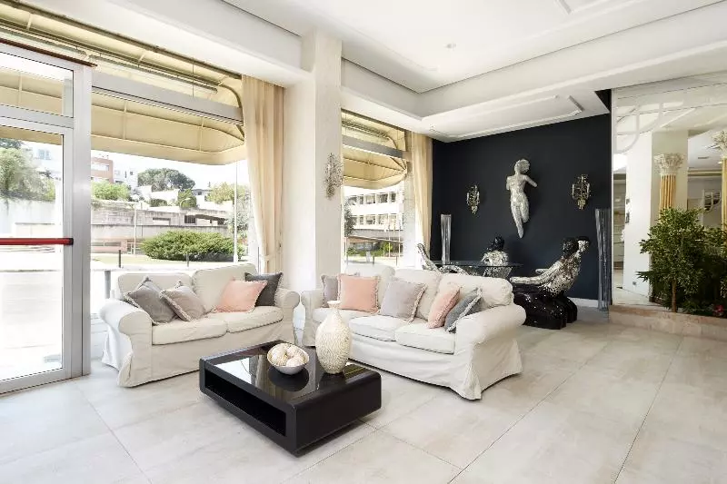 Sercotel Hotel President