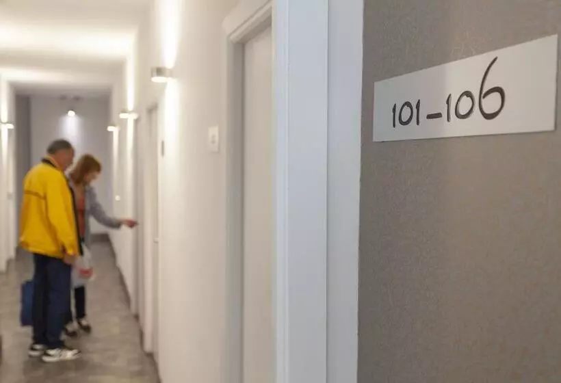 Aacr Hotel Monteolivos