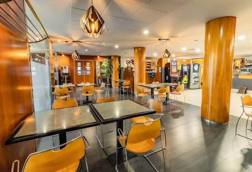 בית מלון כפרי Alhama