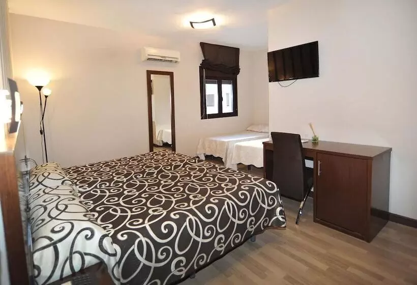 호텔 Ciudad De Plasencia