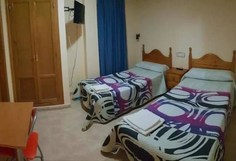 호텔 Hostal El Busto