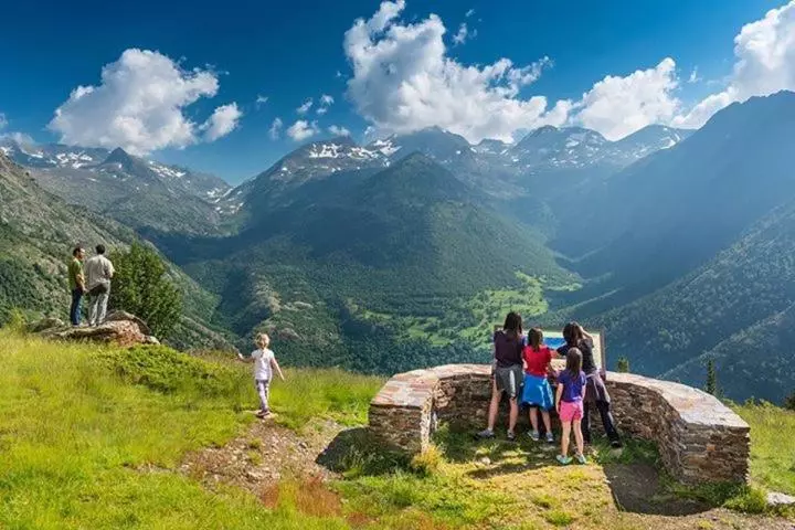 Отель Estanys Blaus