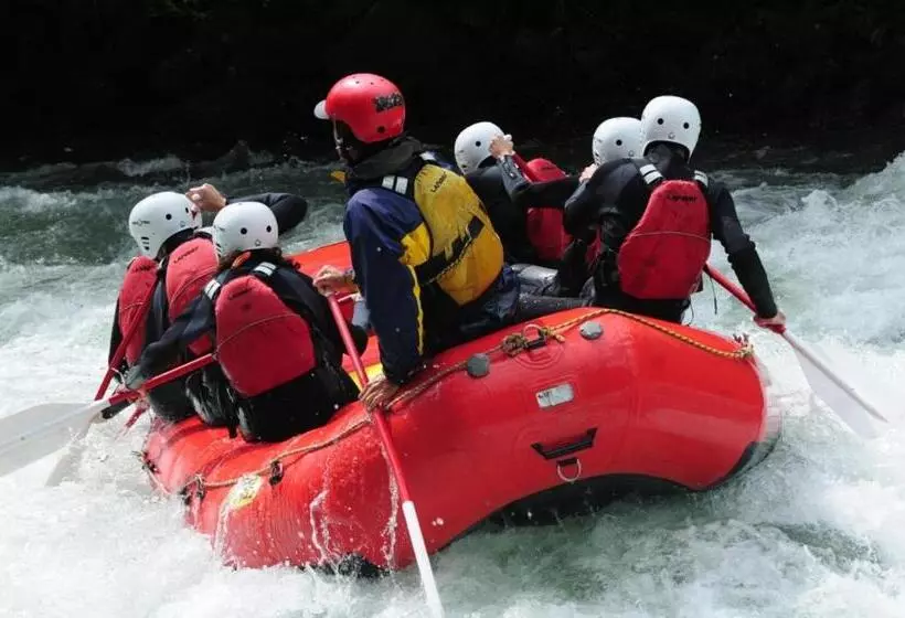 Отель Estanys Blaus