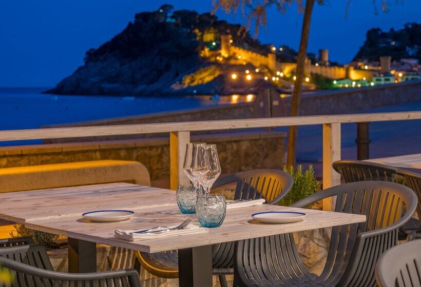 هتل Golden Mar Menuda