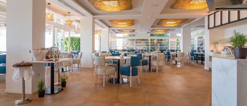 هتل Golden Mar Menuda