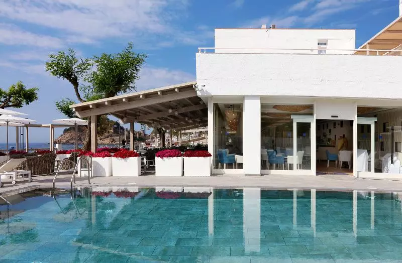 Hotel Golden Mar Menuda