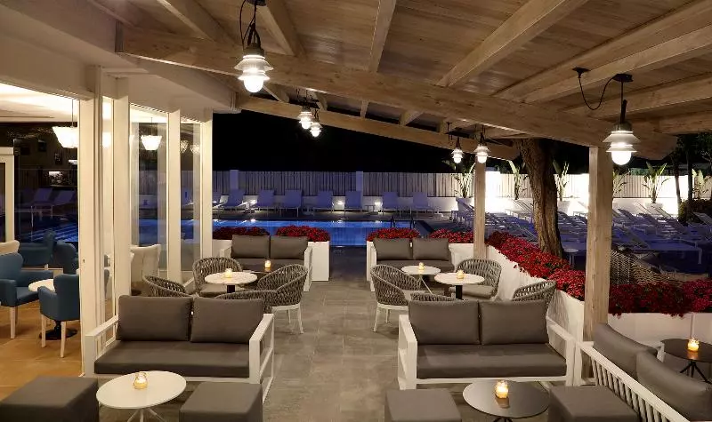 Hotel Golden Mar Menuda