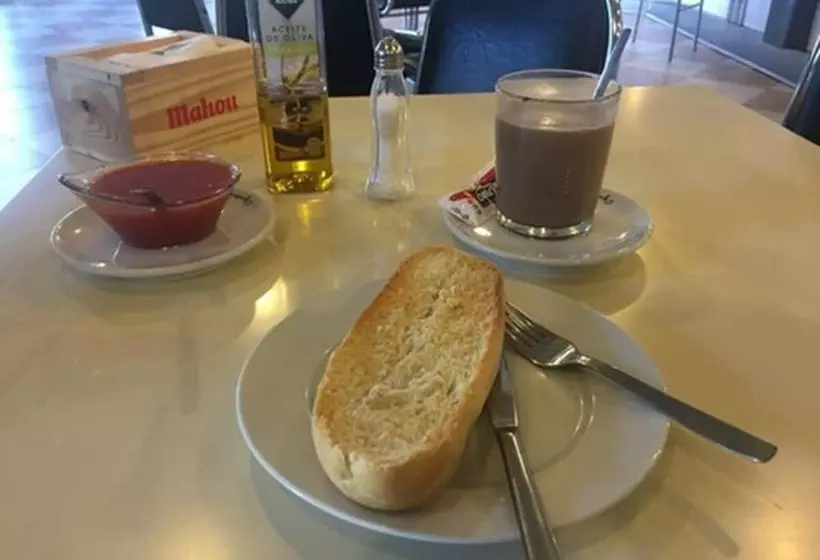 هتل Hostal Galicia