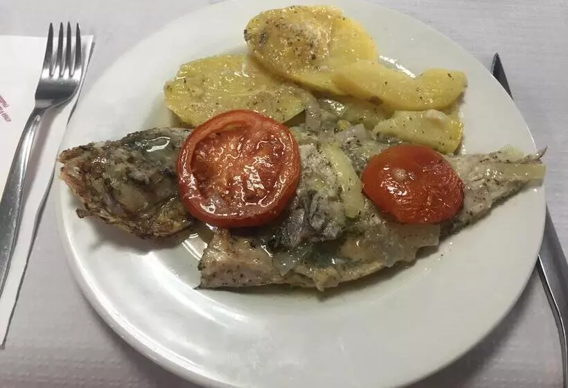 هتل Hostal Galicia