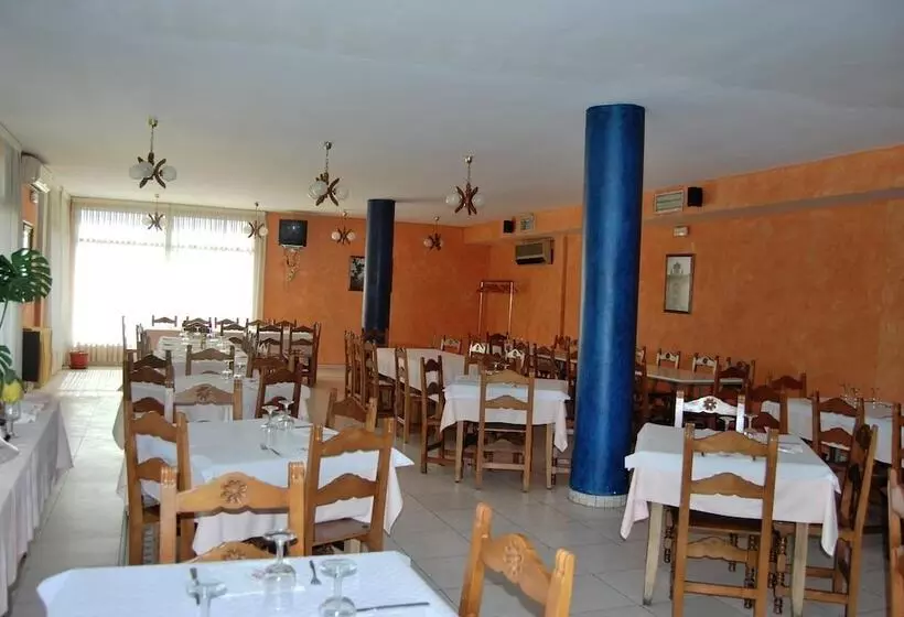 هتل Hostal Galicia