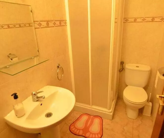 هتل Hostal Galicia