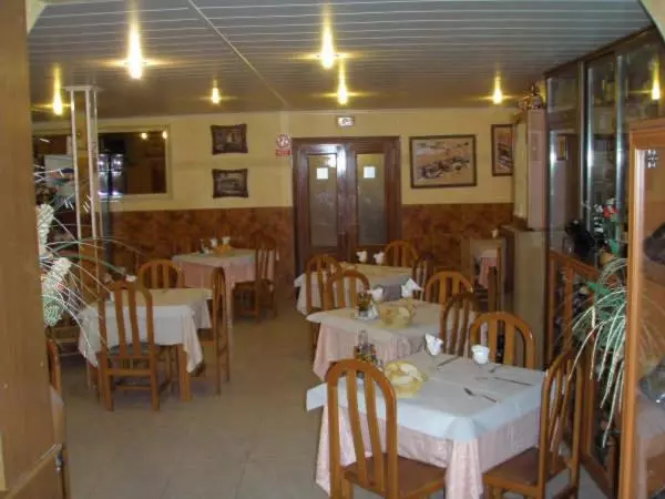 Отель Hostal Mays