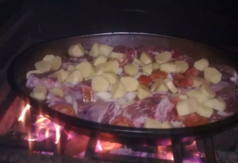 Отель Hostal Mays