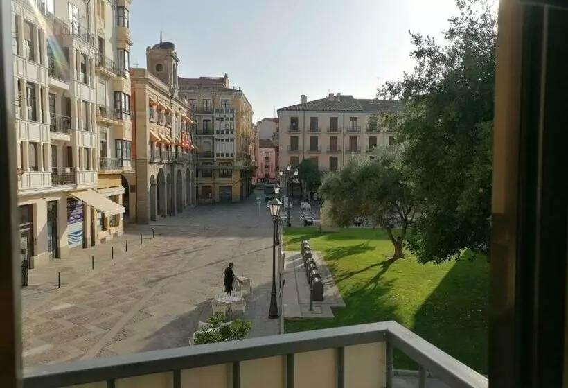 בית מלון כפרי La Reina