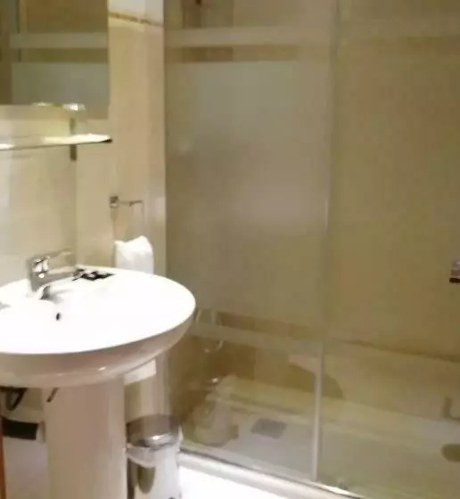 בית מלון כפרי La Reina