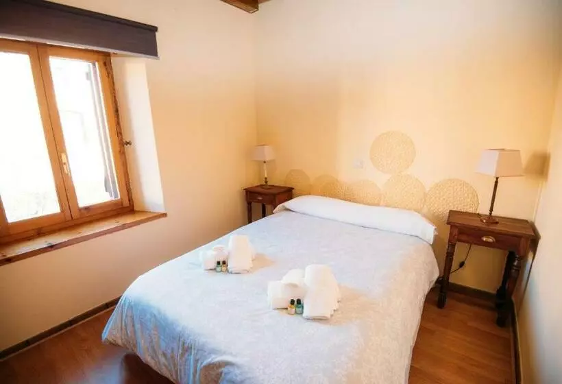 בית מלון כפרי Posada De Robledillo