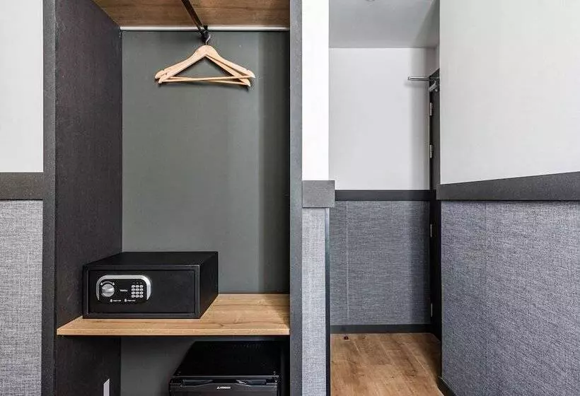 فندق Bypillow San Mamés