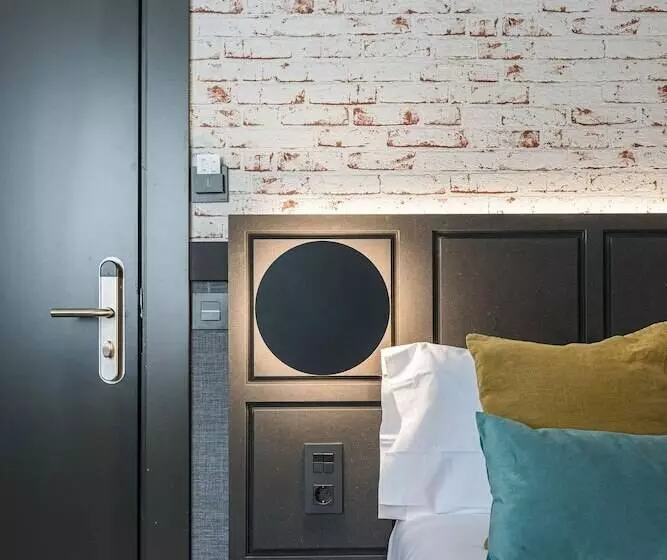 فندق Bypillow San Mamés