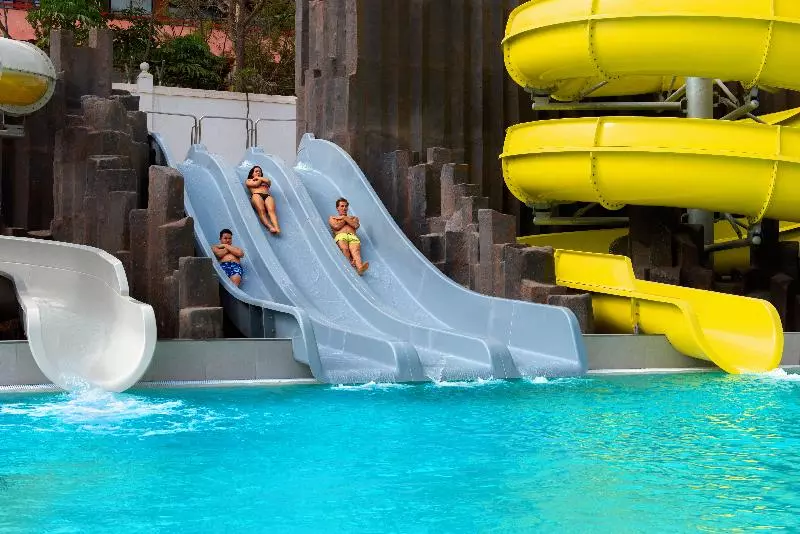 Spring Hotel Bitácora