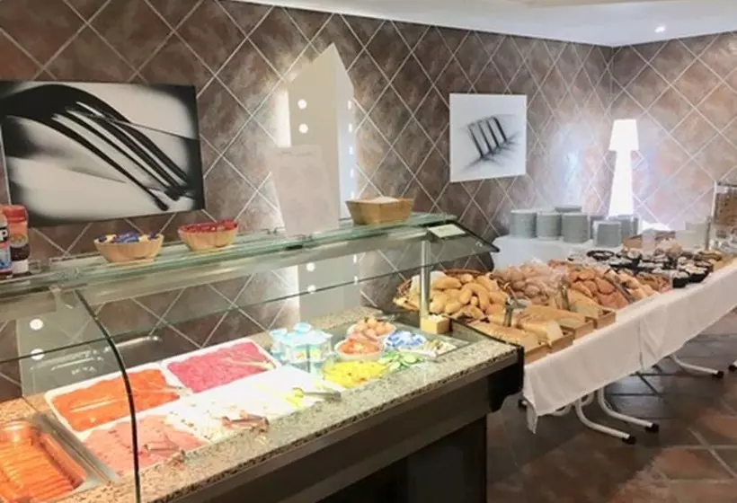 Hotel Villa De Laredo