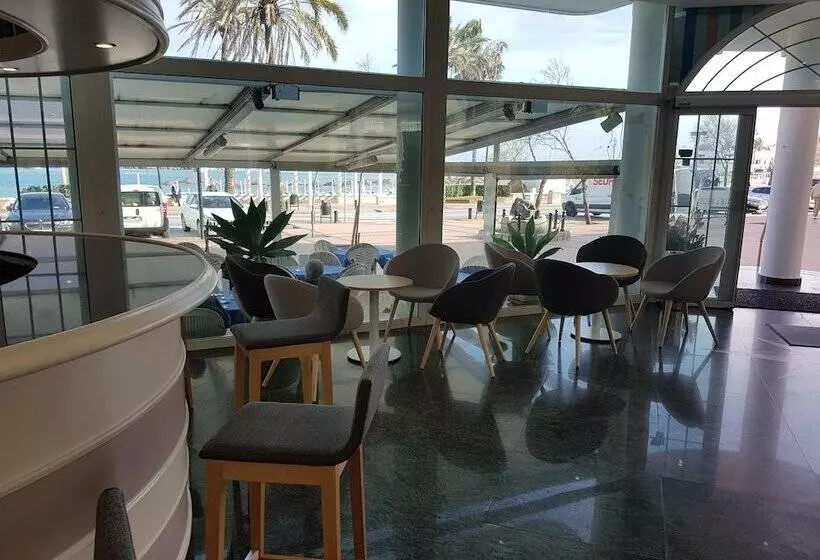 Hotel Villa De Laredo