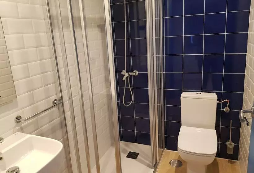 פונדק Alameda Rooms Santiago