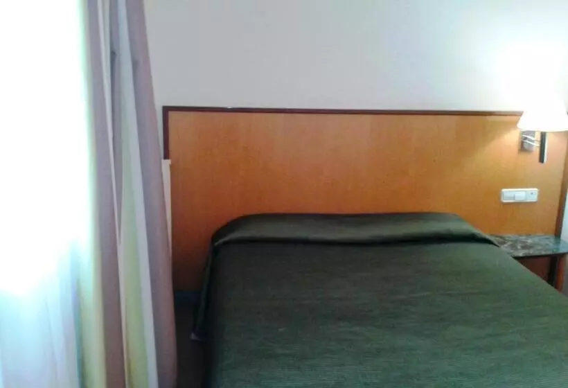 Hotelli Hostal Meson Pepa