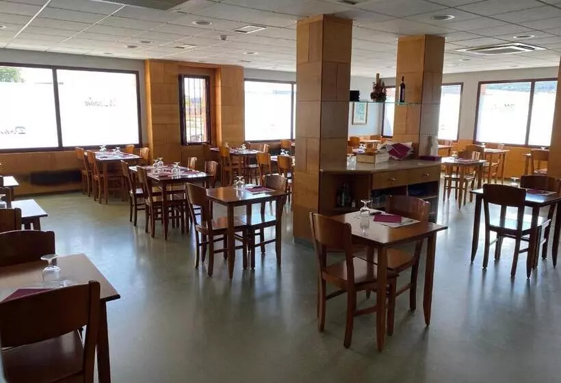 Hotelli Hostal Meson Pepa